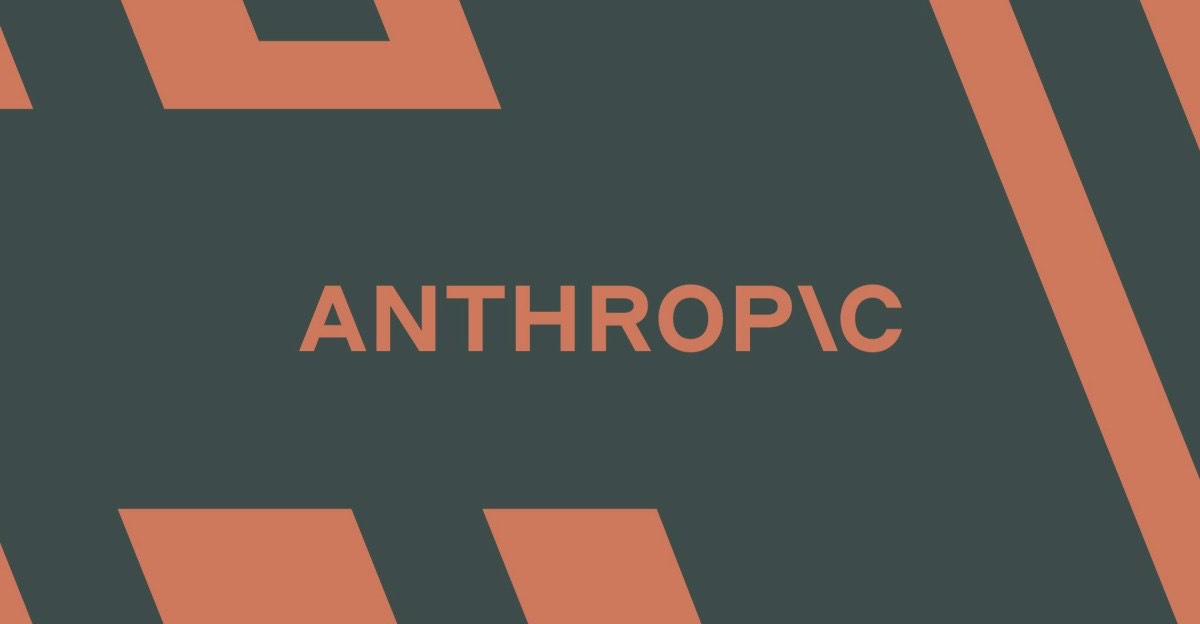 深青底色上的 Anthropic 字标与橙色几何图形